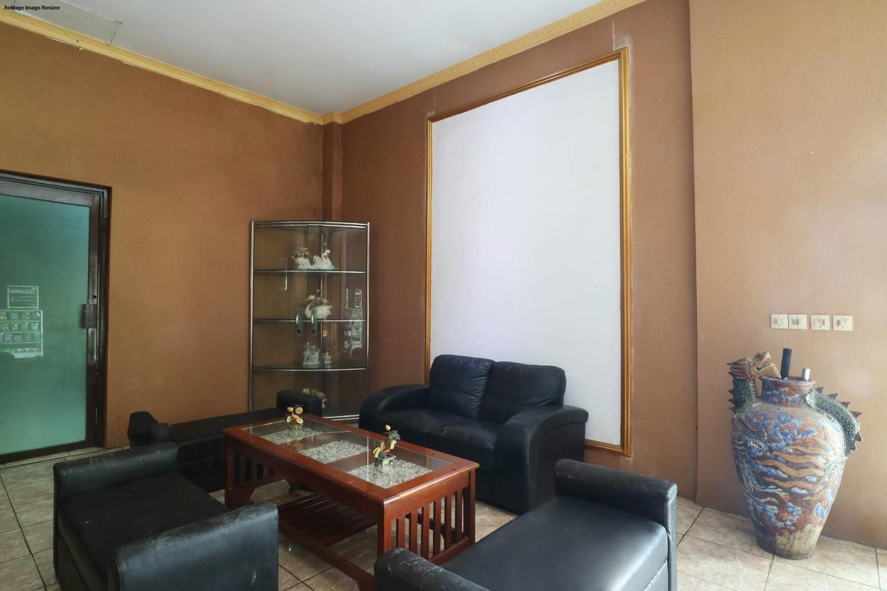 Hotel Ellysta Тангеранг Экстерьер фото